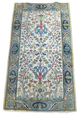 Lot 416 - A Tetex rug