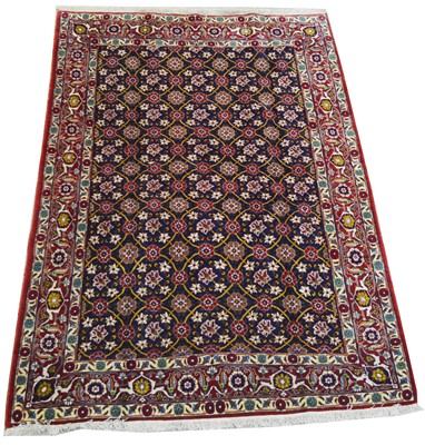 Lot 445 - A Varamin rug