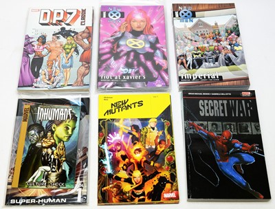 Lot 1219 - Graphic Novels