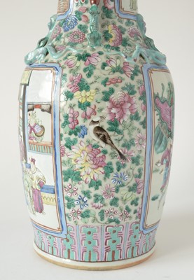 Lot 713 - 19th Century Cantonese vase