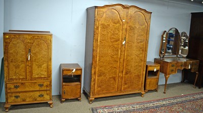 Lot 73 - Early 20th C five-piece walnut bedroom suite.