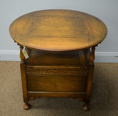 Lot 167 - Mid 20th C oak monk's bench