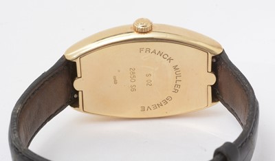 Lot 571 - Franck Muller Cintree Curvex: an 18ct yellow gold-cased automatic wristwatch