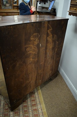 Lot 105 - Regency mahogany bowfront chest of drawers.