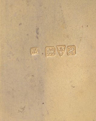 Lot 37 - A group of silver and other items