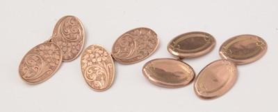 Lot 60 - Two 9ct yellow gold pairs of cuff links