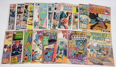 Lot 17 - DC Comics.
