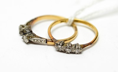 Lot 193 - An early 20th Century three-stone diamond ring.