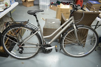 Lot 465 - A Ridgeback Speed hybrid bike.