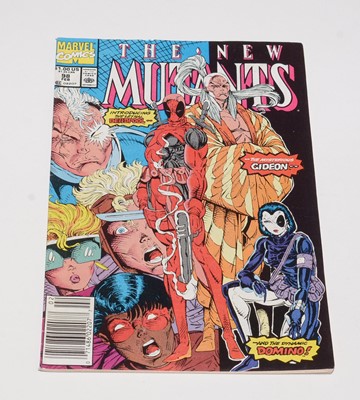 Lot 318 - Marvel Comics.