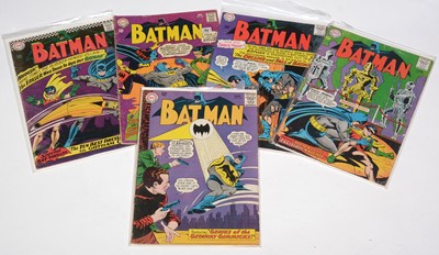 Lot 350 - DC Comics.