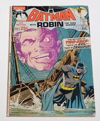 Lot 363 - DC Comics.