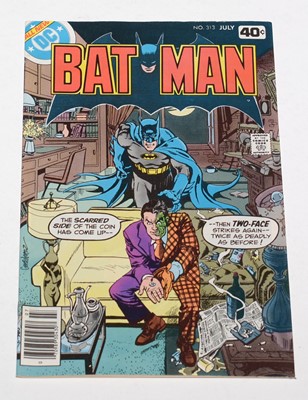 Lot 372 - DC Comics.