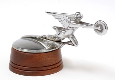 Lot 413 - An Art Deco Packard Senior car mascot