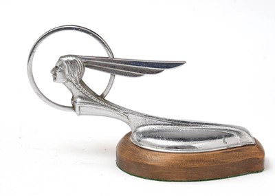 Lot 387 - Art Deco Pontiac car mascot