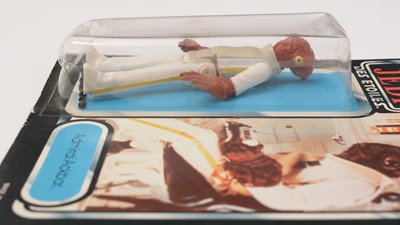 Lot 235 - Star Wars Return of the Jedi Admiral Ackbar carded figure