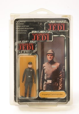Lot 269 - Star Wars Return of the Jedi Imperial Commander carded figure