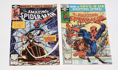 Lot 685 - Marvel Comics.