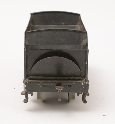 Lot 300 - Live-steam and other O-gauge trains