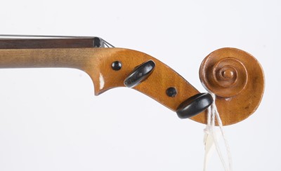Lot 21 - German Maggini style violin