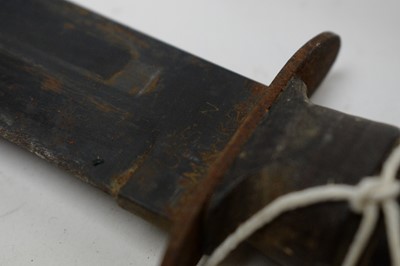 Lot 435 - A United-States Navy WWII Mark-2 combat knife