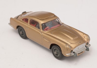 Lot 321 - Corgi James Bond 007 Aston Martin DB5 boxed