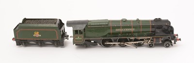 Lot 322 - Hornby Dublo OO-gauge trains, rolling stock, carriages, and track.