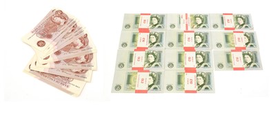 Lot 1037 - Bank of England £1 and 10 shilling notes