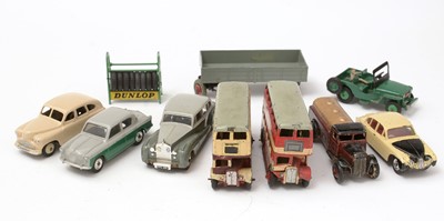 Lot 337 - Dinky toys vehicles