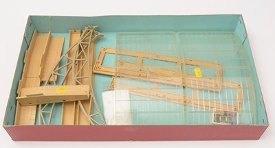 Lot 140 - A Hornby Dublo OO-gauge train Terminal Composite Kit