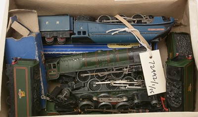 Lot 134 - Hornby Dublo OO-gauge locomotives