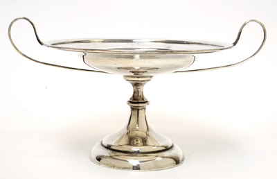 Lot 157 - An Edwardian silver tazza
