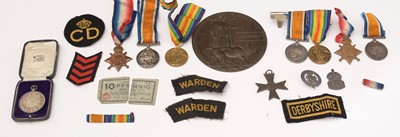 Lot 420 - Group of WWI medals and insignia