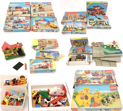 Lot 311 - A large quantity of Lego, including various boxes for sets