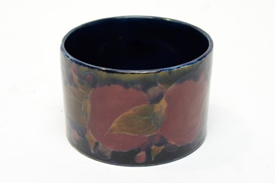 Lot 525 - Moorcroft Pomegranate dish