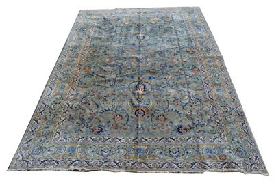 Lot 667 - A Kashan carpet