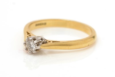 Lot 181 - A single stone diamond ring