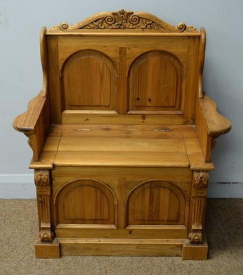 Lot 22 - A pine hall seat