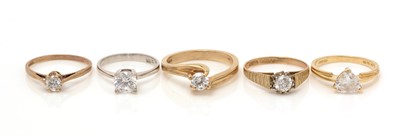 Lot 330 - Five single white stone rings