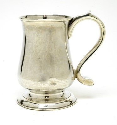 Lot 604 - A George III silver tankard, by John Langlands