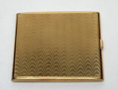 Lot 184 - A 9ct yellow gold cigarette case