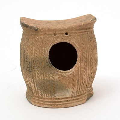 Lot 954 - A Calabar headrest