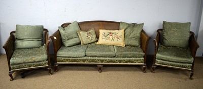 Lot 34 - An early 20th Century three-piece bergère suite