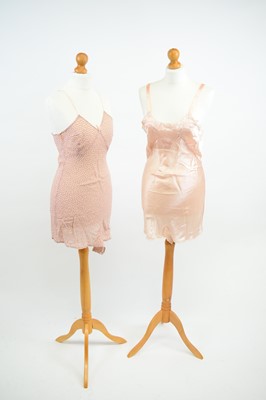 Lot 1214 - 1930s undergarments