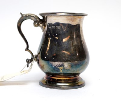 Lot 147 - A silver tankard