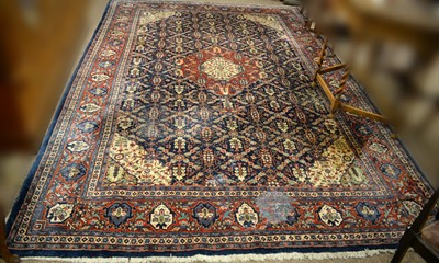 Lot 110 - A Sarough carpet