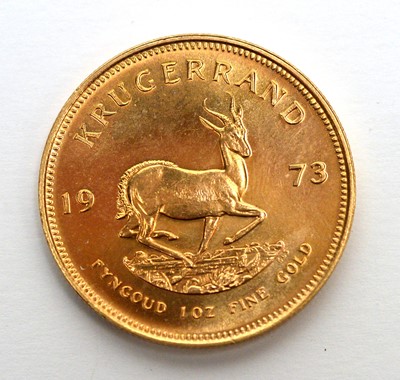 Lot 220 - South Africa 1oz fine gold Krugerrand, 1973.