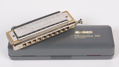 Lot 9 - Hohner Chromonica 260
