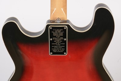 Lot 93 - 1960's Burns/Baldwin Vibraslim guitar