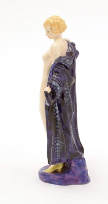 Lot 769 - Doulton figure The Bather HN687